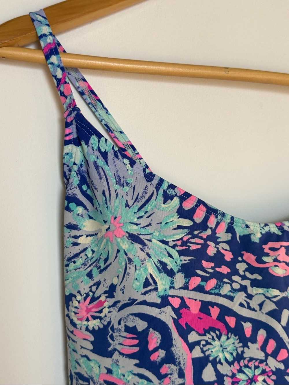 Lilly Pulitzer Navy One-Piece Swimsuit with Mint and Pink Floral Print Size 10 - Picture 6 of 10